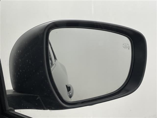 Suzuki SWIFT 2019 7002756-8