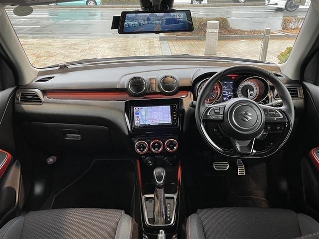Suzuki SWIFT 2020 7002770-9