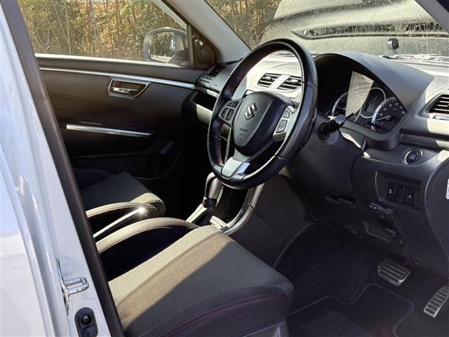 Suzuki SWIFT 2012 7002780-10