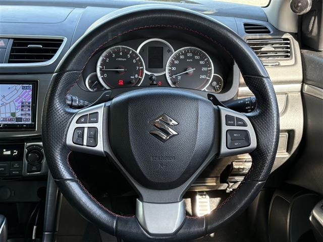 Suzuki SWIFT 2012 7002780-2