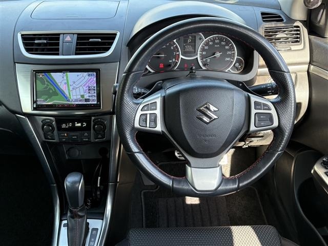 Suzuki SWIFT 2012 7002780-22