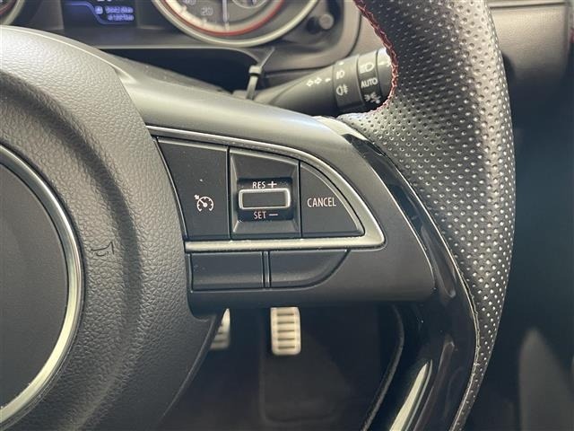 Suzuki SWIFT 2021 7002781-12