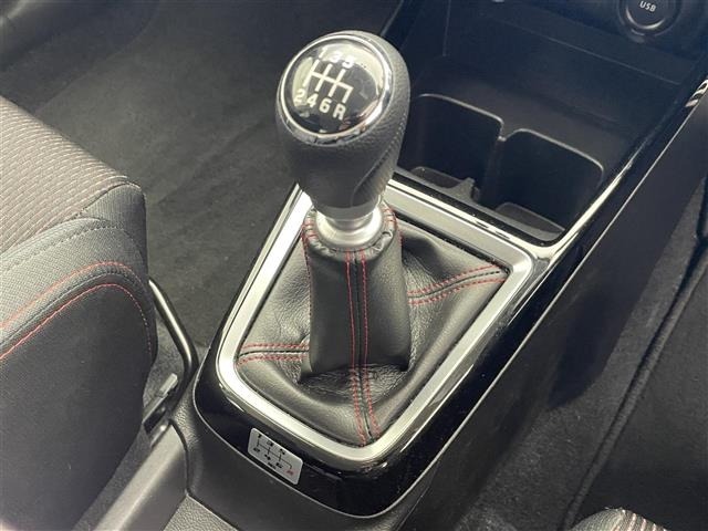 Suzuki SWIFT 2021 7002781-19