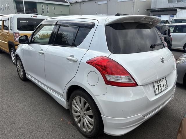 Suzuki SWIFT 2013 7002797-1