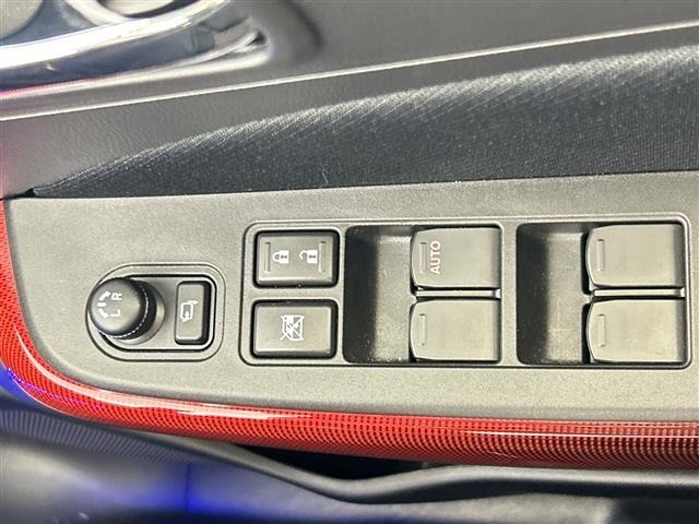 Suzuki SWIFT 2024 7002800-10