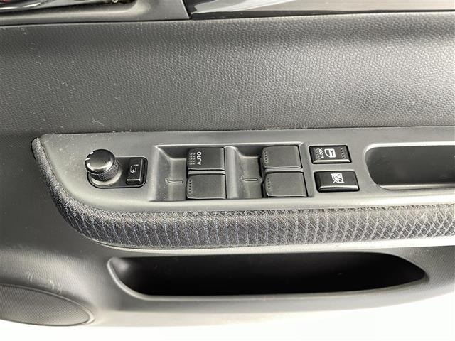 Suzuki SWIFT 2007 7002802-8