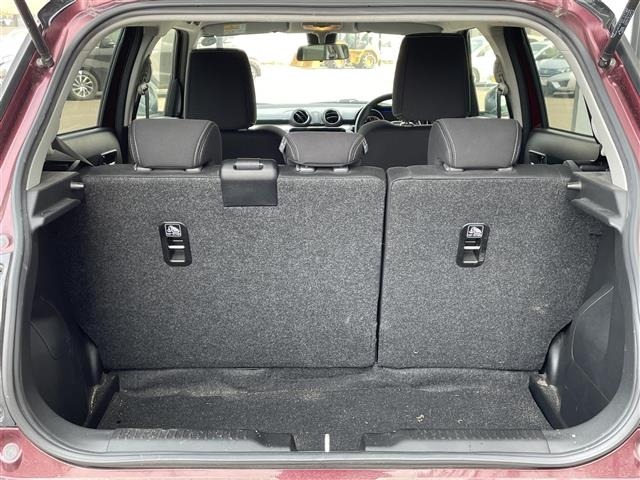 Suzuki SWIFT 2019 7002806-12