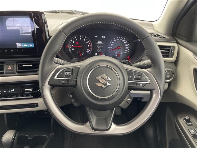 Suzuki SWIFT 2024 7002807-22