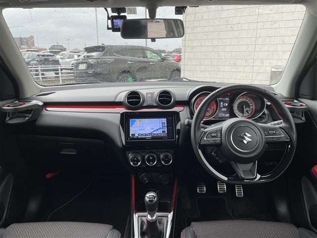 Suzuki SWIFT 2021 7002811-15
