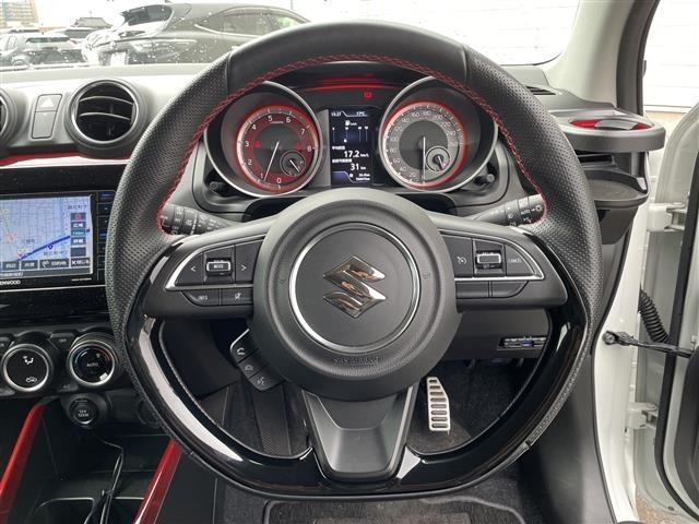 Suzuki SWIFT 2021 7002811-17