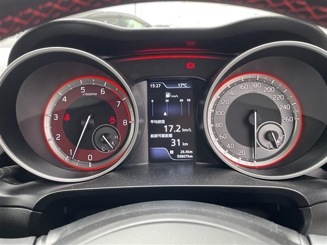 Suzuki SWIFT 2021 7002811-18