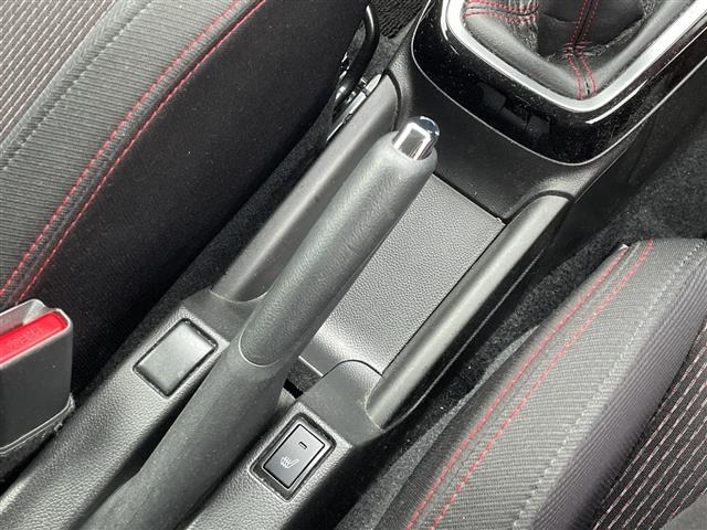 Suzuki SWIFT 2021 7002811-2