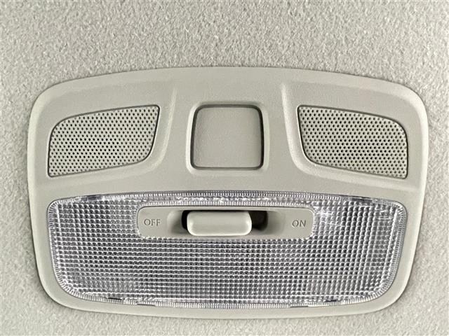 Suzuki SWIFT 2021 7002814-19