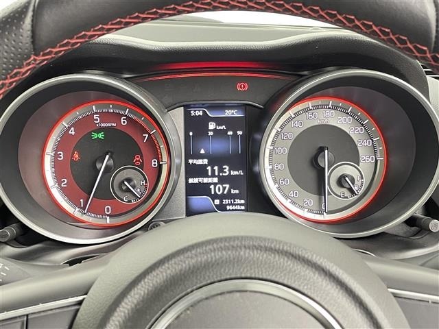 Suzuki SWIFT 2021 7002814-6