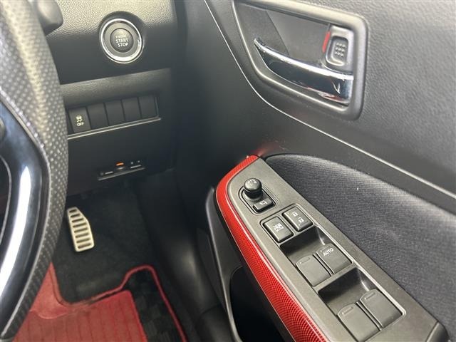 Suzuki SWIFT 2017 7002816-4