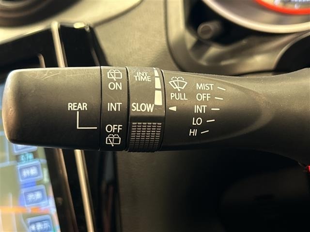 Suzuki SWIFT 2018 7002817-12