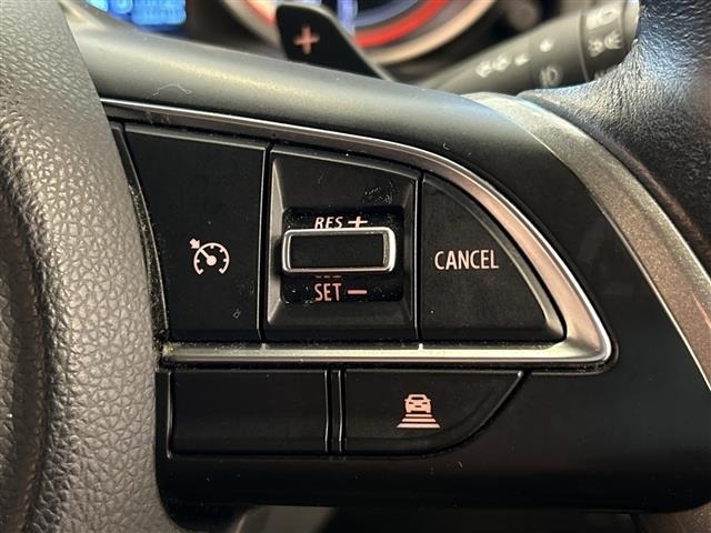 Suzuki SWIFT 2018 7002817-4