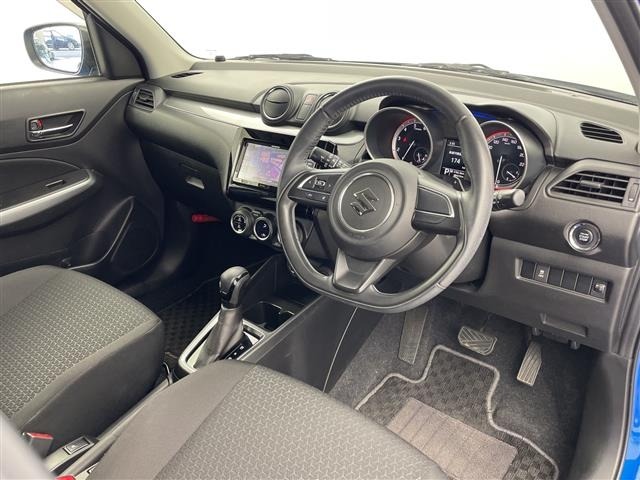 Suzuki SWIFT 2017 7002818-4