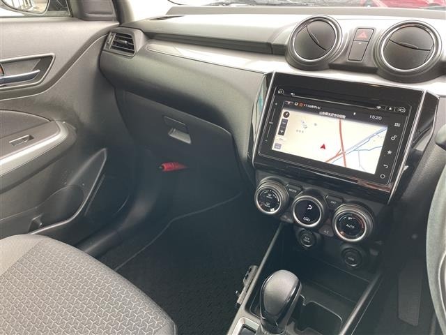 Suzuki SWIFT 2018 7002820-19