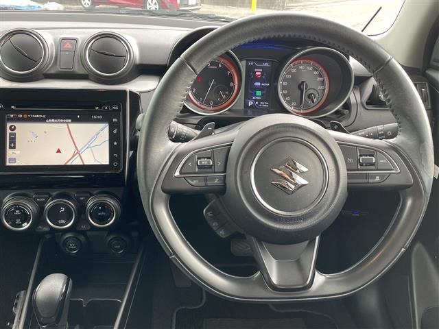 Suzuki SWIFT 2018 7002820-5