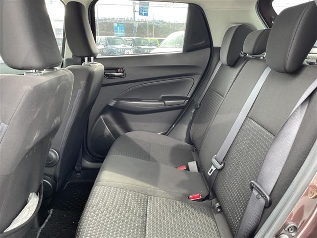Suzuki SWIFT 2018 7002820-6
