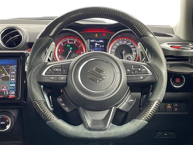 Suzuki SWIFT 2022 7002821-10
