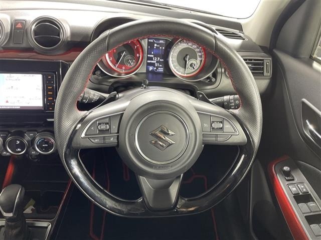 Suzuki SWIFT 2019 7002823-14