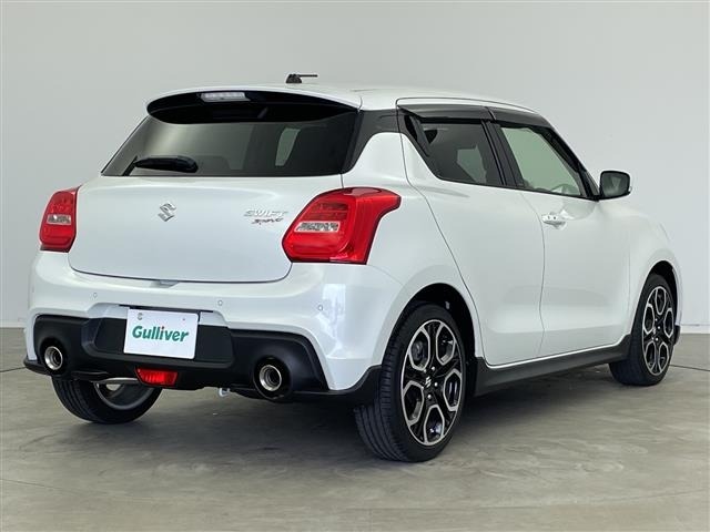 Suzuki SWIFT 2022 7002825-20