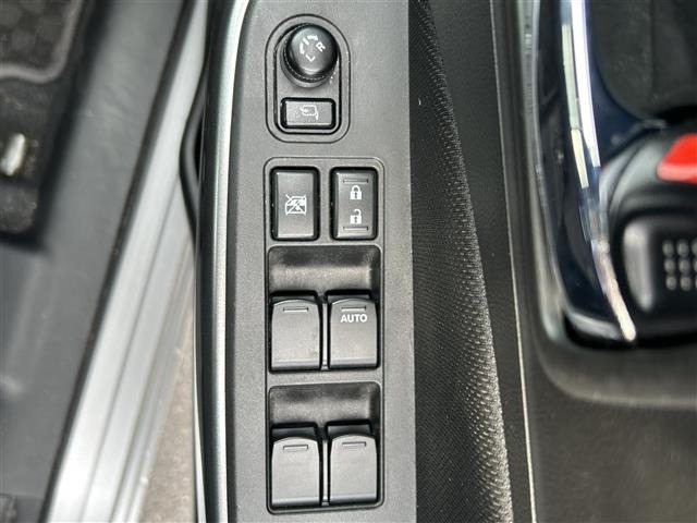 Suzuki SWIFT 2018 7002829-11