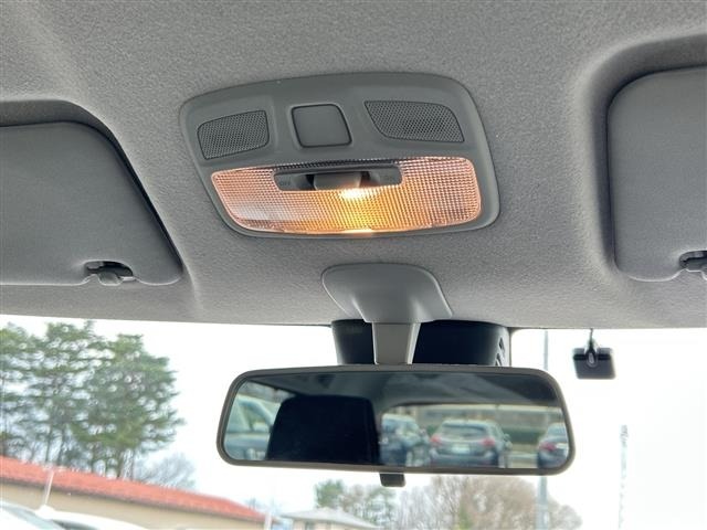 Suzuki SWIFT 2022 7002833-11