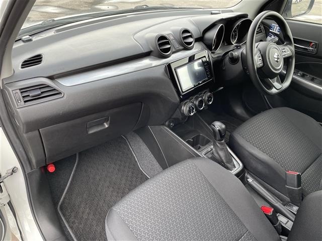 Suzuki SWIFT 2022 7002837-7