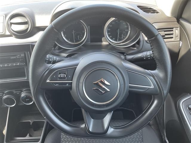 Suzuki SWIFT 2018 7002840-16