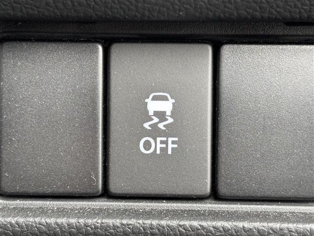 Suzuki SWIFT 2023 7002842-18