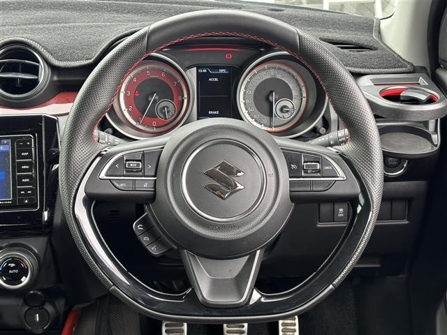 Suzuki SWIFT 2023 7002842-22
