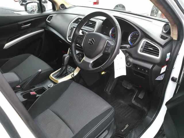 Suzuki SX4 2015 6988129-3