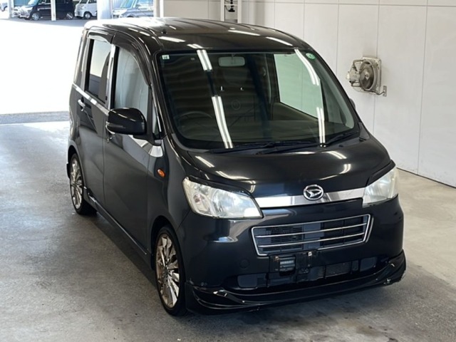Daihatsu TANTO EXE 2011 7000883-4