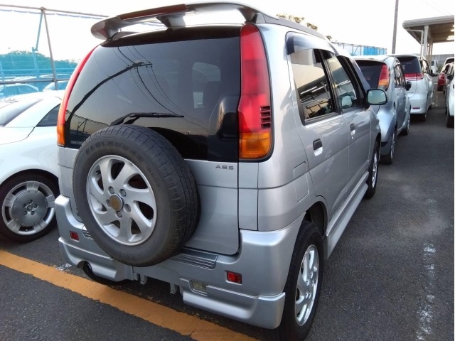 Daihatsu TERIOS KID 1998 7002424-6