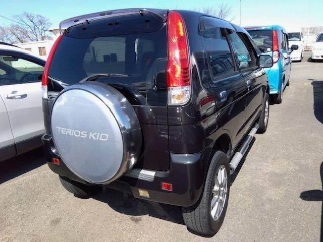 Daihatsu TERIOS KID 2003 7002425-1