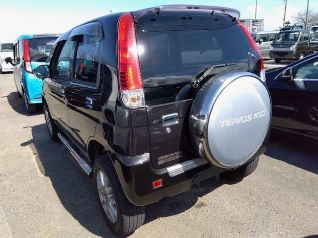 Daihatsu TERIOS KID 2003 7002425-5