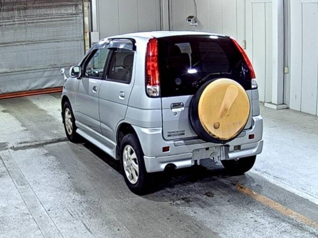 Daihatsu TERIOS KID 2001 7002436-1