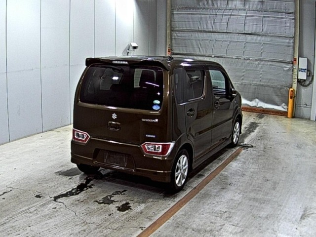 Suzuki WAGON R 2017 6996854-5