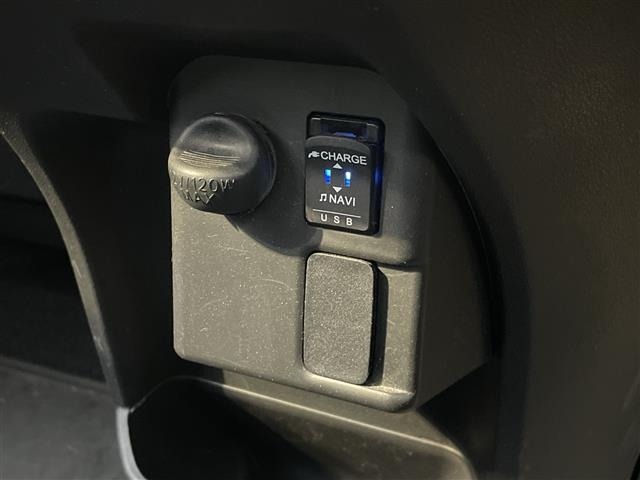 Daihatsu WAKE 2019 6999734-5