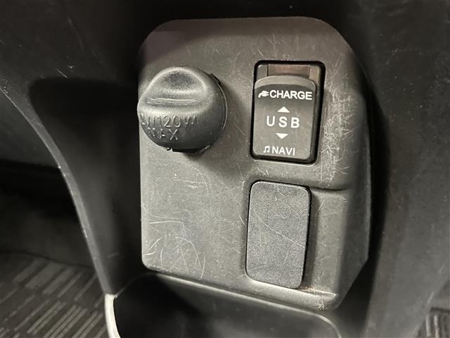 Daihatsu WAKE 2018 6999933-5