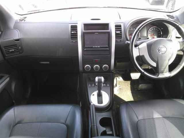 Nissan X-TRAIL 2012 6973476-8