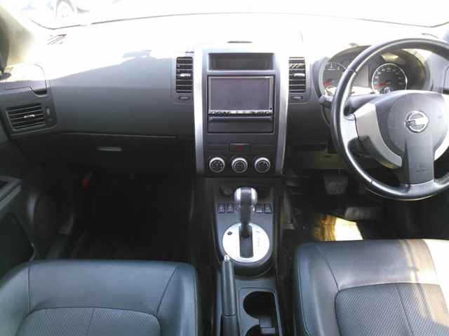 Nissan X-TRAIL 2011 6973493-8