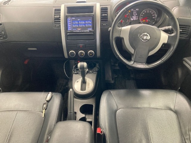 Nissan X-TRAIL 2012 6973552-3