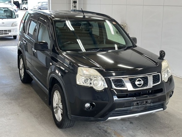 Nissan X-TRAIL 2012 6973552-4