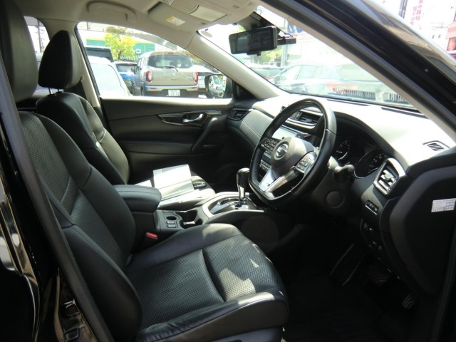 Nissan X-TRAIL 2020 6973618-14