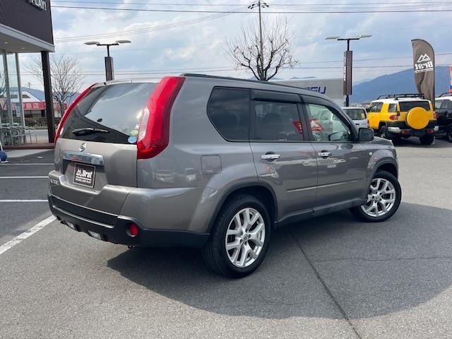 Nissan X-TRAIL 2013 6974495-13