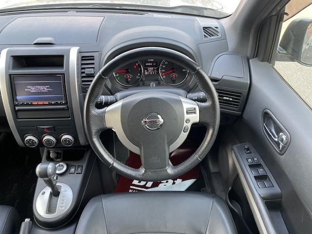 Nissan X-TRAIL 2013 6974495-15